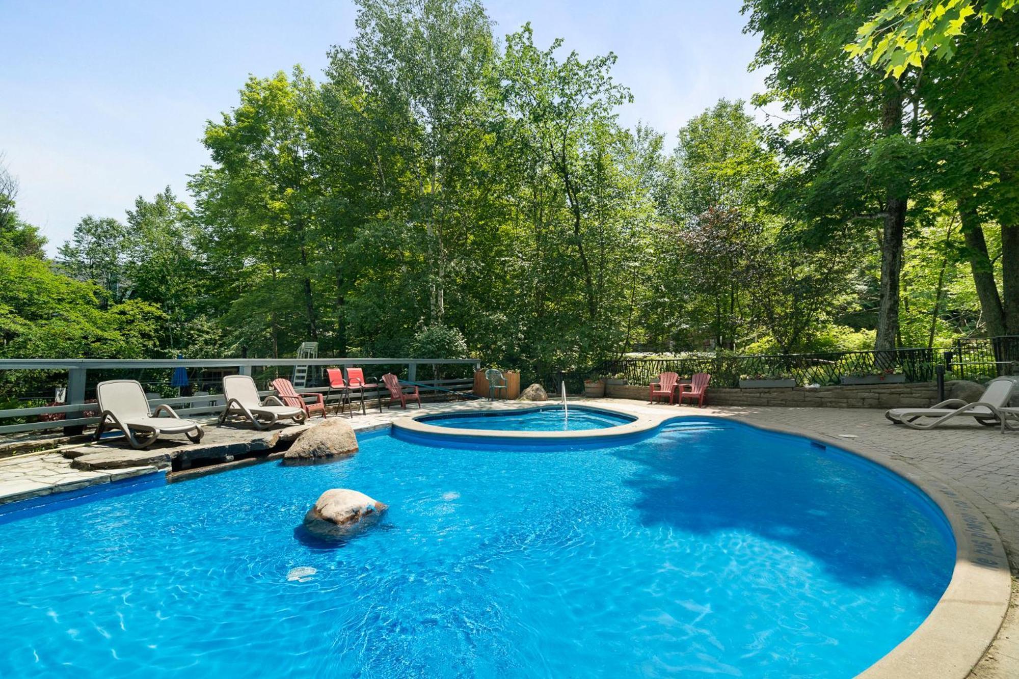 Les Manoirs Wpool & Hot Tub Near Village 120-7 Мон-Трамблан Экстерьер фото